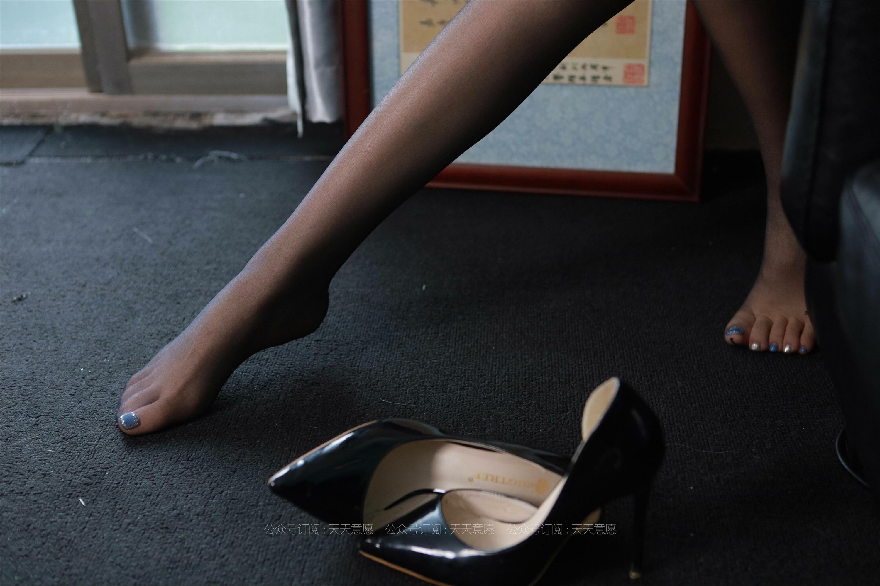 IESS异思趣向 - 模特：西瓜《美腿细长直》